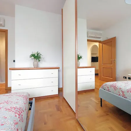 Crisafulli Apartamento *